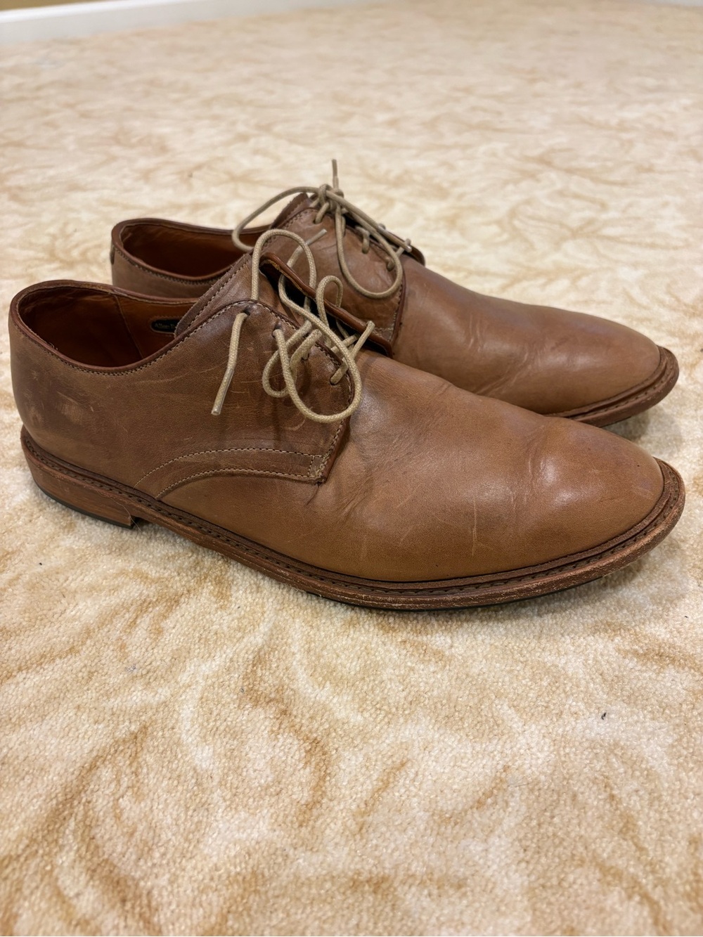 Allen Edmund’s Men's Brown Leather Derby Shoes